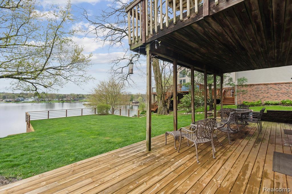 9669 NORMAN Road, Clarkston, MI 48348 — Photo 27