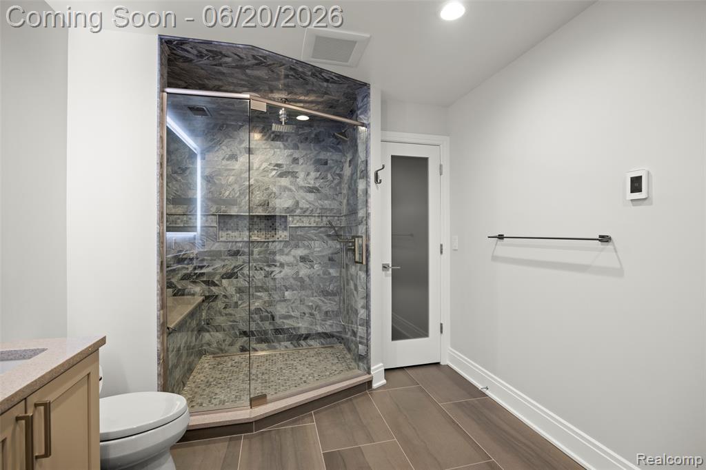 22491 E 10 Mile Road, Saint Clair Shores, MI 48080 — Photo 56