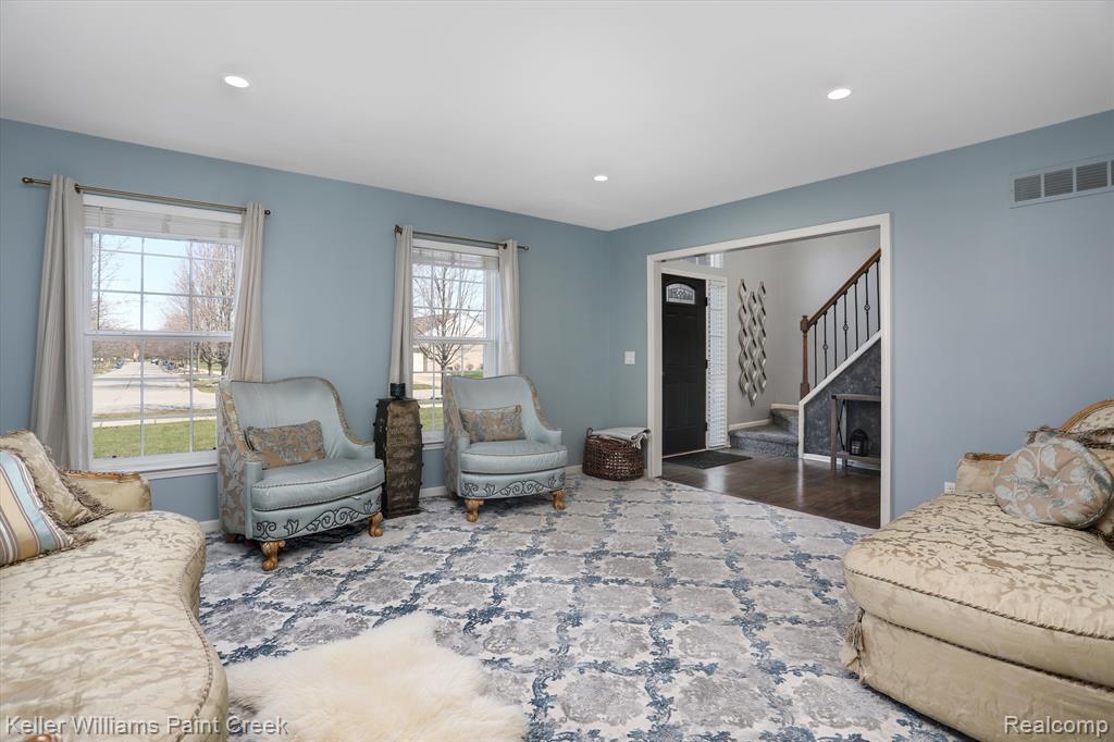 3558 Times Square Boulevard, Canton, MI 48188 — Photo 11