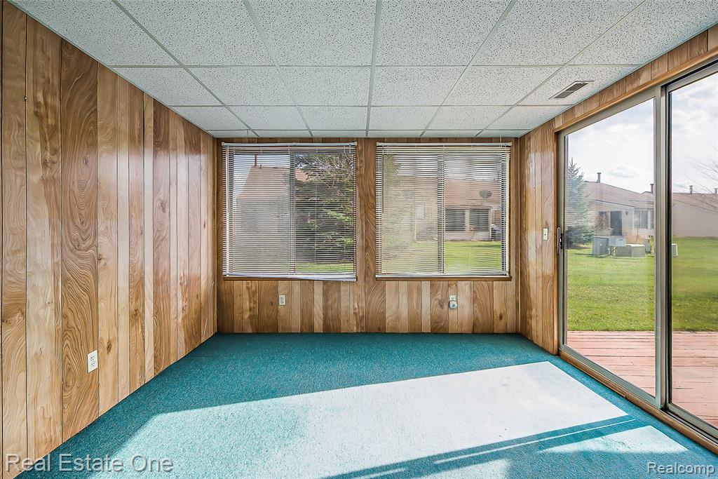 62360 Arlington Circle, 2, South Lyon, MI 48178 — Photo 33