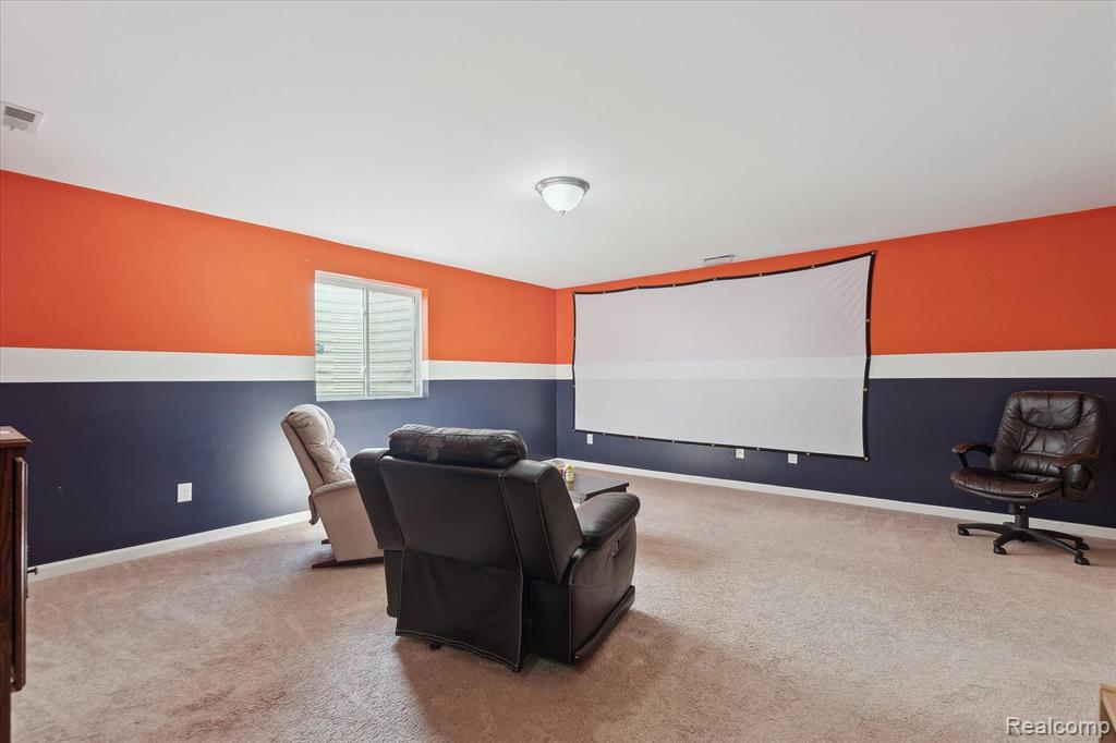 658 GLENLIVET Street, Howell, MI 48843 — Photo 33