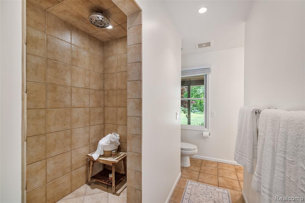 4230 Mill Lake Road, Lake Orion, MI — Photo 31