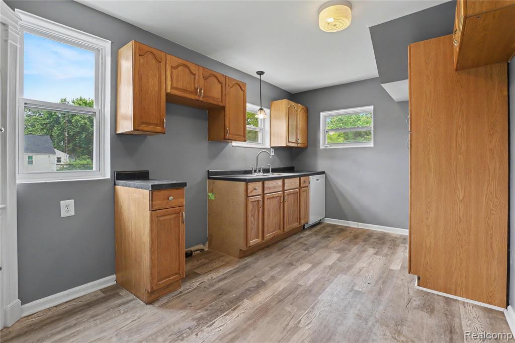 5388 Davison Road, Lapeer, MI 48446 — Photo 40