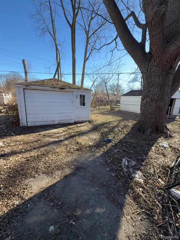 18538 Trinity Street, Detroit, MI 48219 — Photo 3