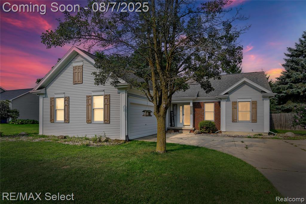 8052 Rose Lane, Goodrich Vlg, MI — Photo 13