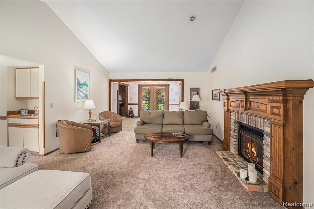 859 Boutell Drive, Grand Blanc, MI 48439 — Photo 10