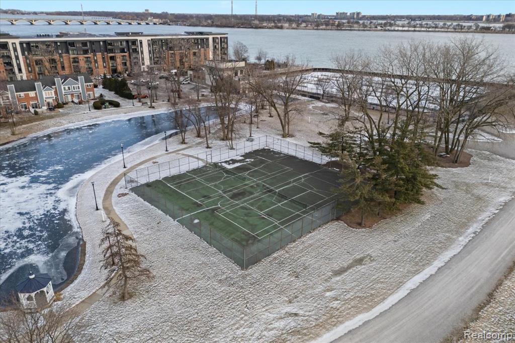 294 Main Sail Court, 22, Detroit, MI 48207 — Photo 53