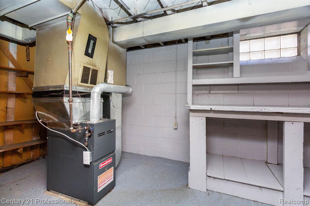 18951 Edinborough Road, Detroit, MI 48219 — Photo 28