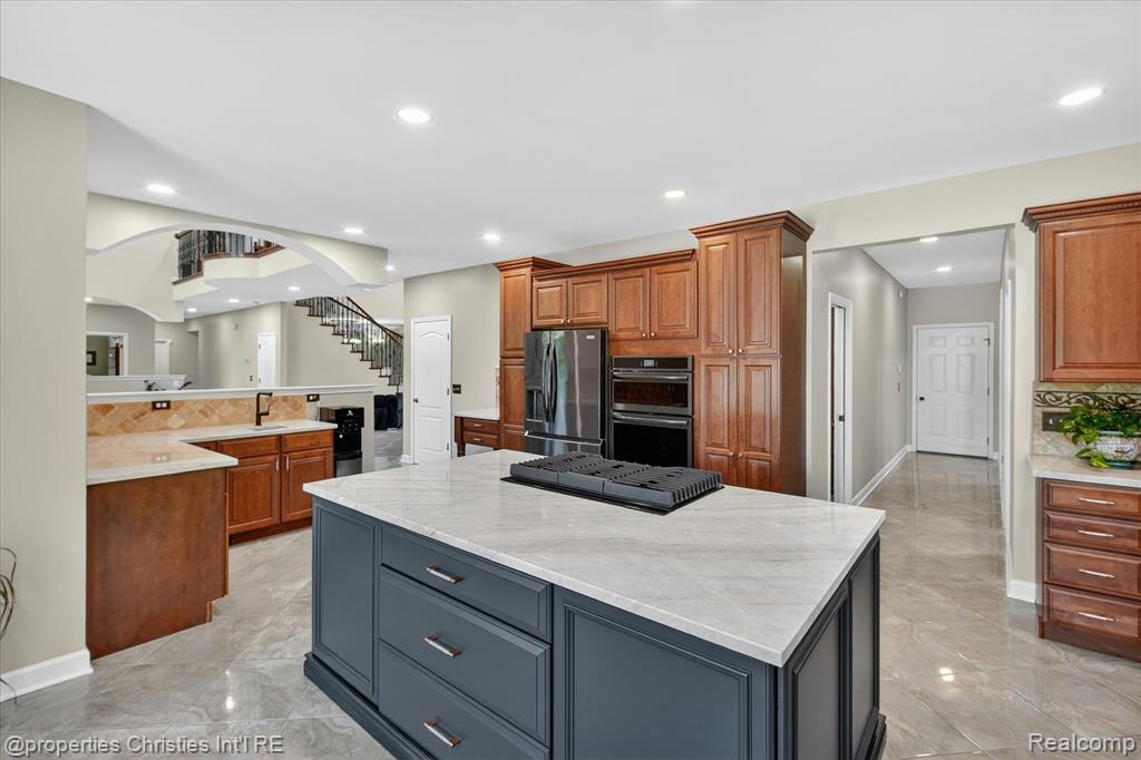 6223 Valleyfield Drive, Plymouth, MI 48170 — Photo 15