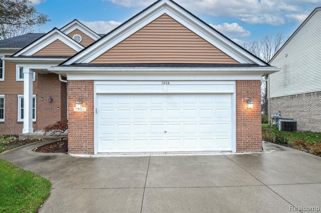 5824 HATHAWAY Road, Canton, MI 48187 — Photo 34
