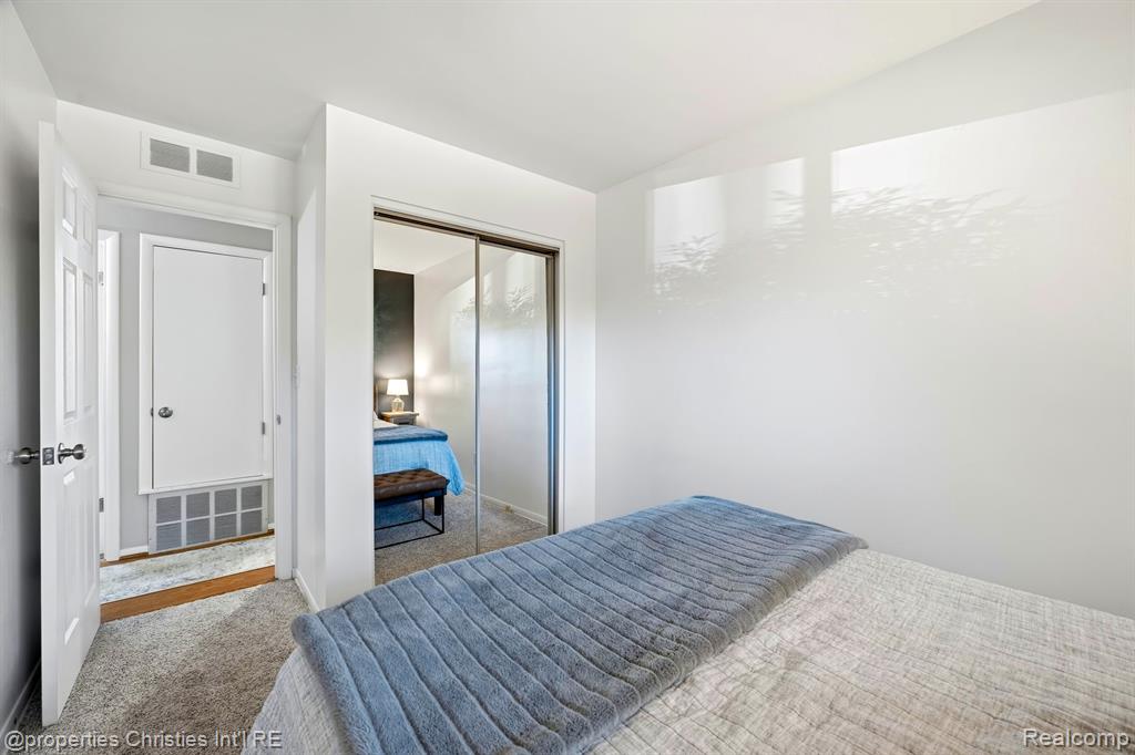 549 Provincetown Lane, Plymouth, MI 48170 — Photo 17