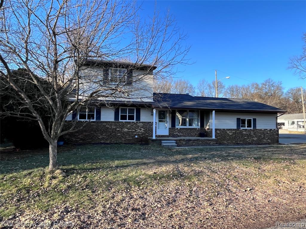 2034 E Nalone, Wixom, MI 48393 — Photo 38