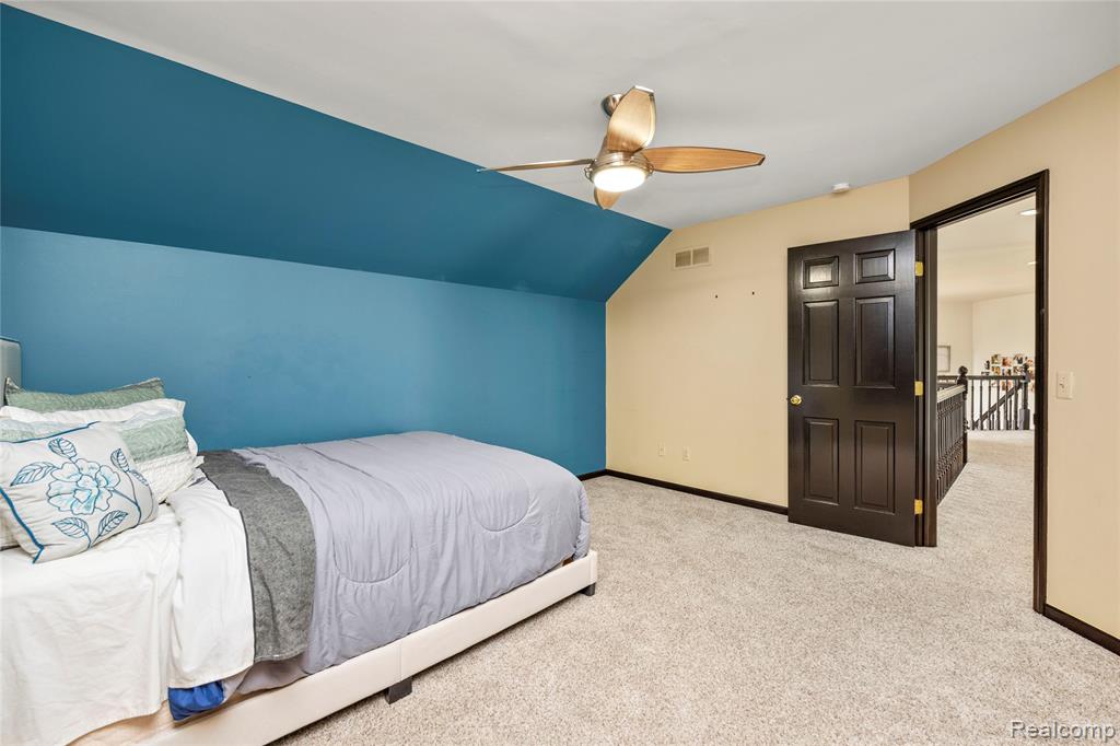 53961 Sutherland Court, Utica, MI 48316 — Photo 55