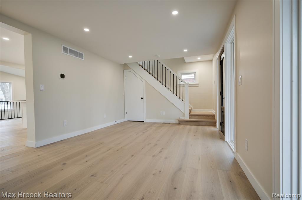 409 Baldwin Avenue, Royal Oak, MI 48067 — Photo 10