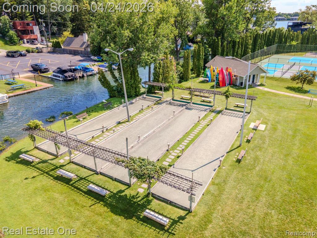 1963 Beverly Street, Sylvan Lake, MI 48320 — Photo 55