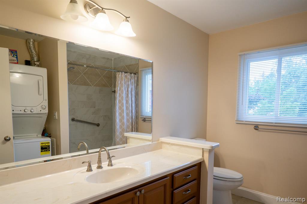 1750 MONTICELLO Street, 6, Trenton, MI 48183 — Photo 18
