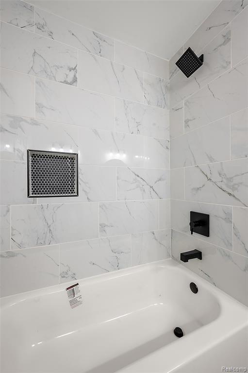 7427 Emerson, Washington, MI — Photo 47