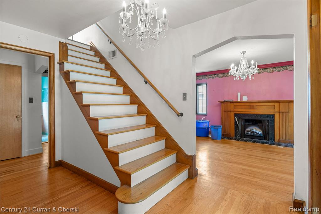 6825 Oakman, Dearborn, MI 48126 — Photo 5