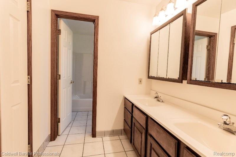 11171 Lapeer Road, Davison, MI 48423 — Photo 23