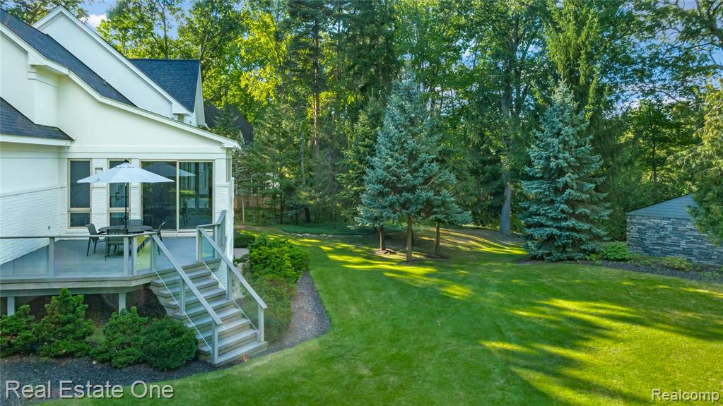 6570 Alden Drive, West Bloomfield, MI 48324 — Photo 58