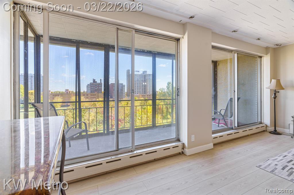8300 Jefferson E, Detroit, MI 48214 — Photo 16