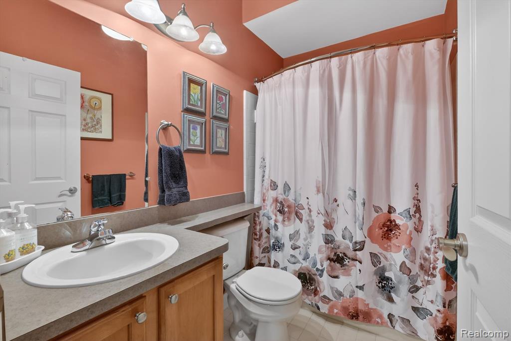 50150 Scott Court, 36, Shelby Twp, MI 48317 — Photo 20