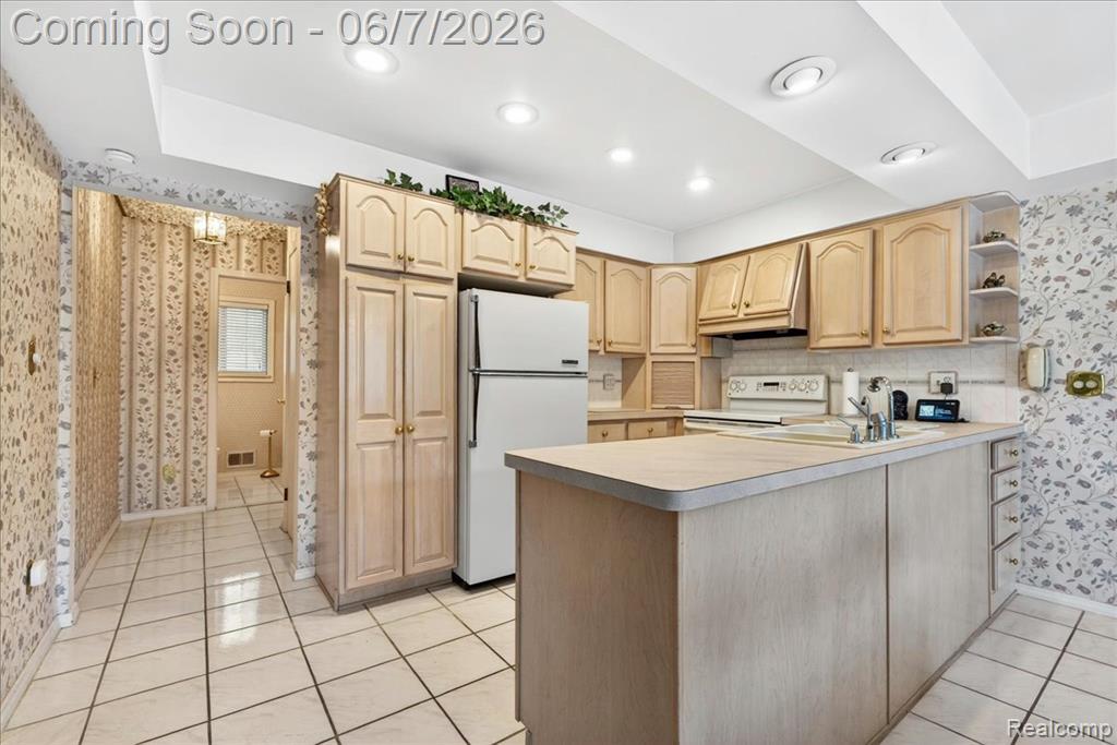 20257 Coachwood Road W, Riverview, MI 48193 — Photo 13