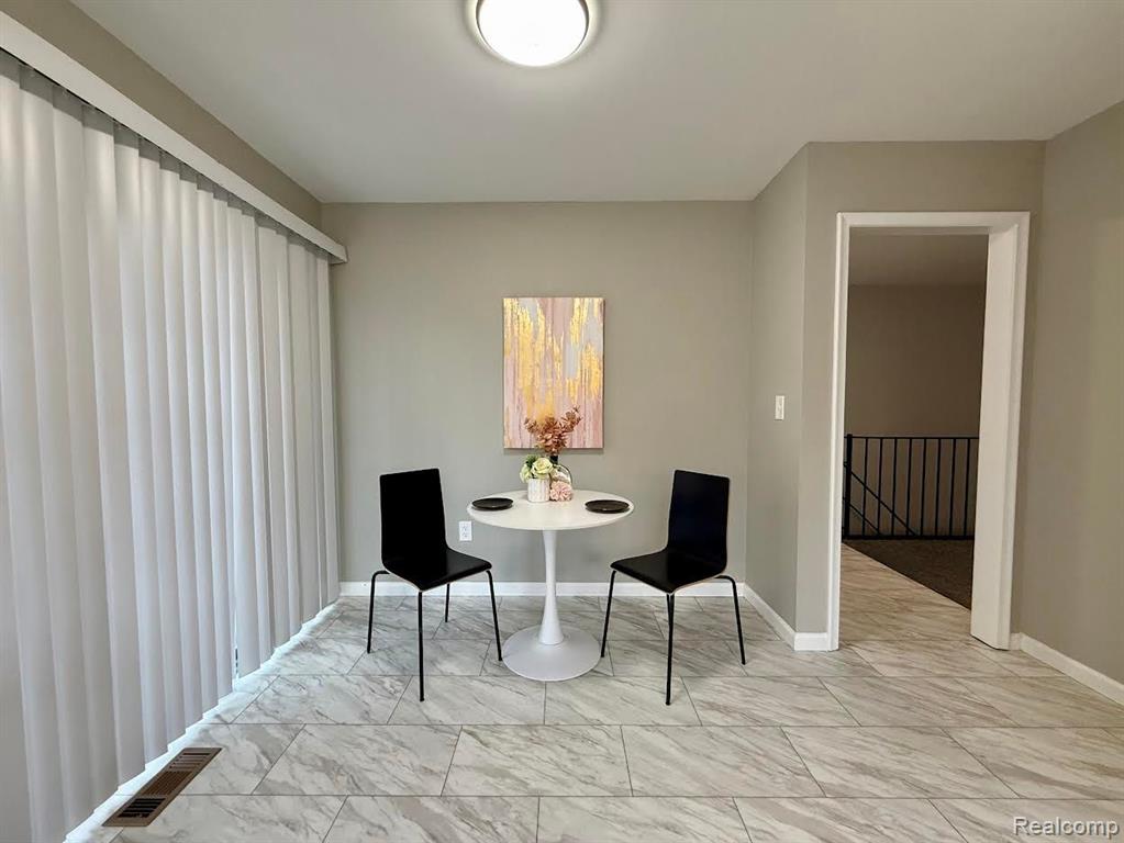 27205 CUMBERLAND, Southfield, MI 48033 — Photo 12