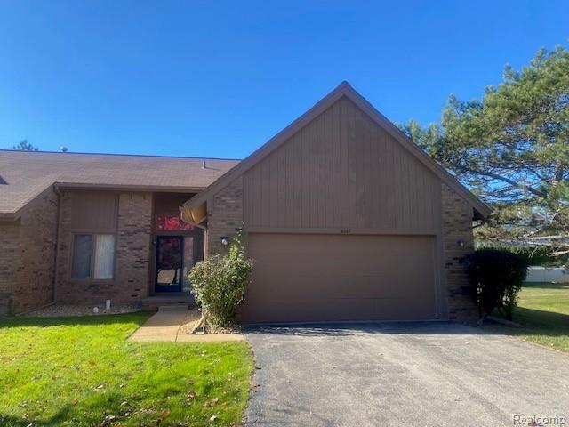 6132 Westbrooke Drive, Bloomfield Hills, MI — front exterior