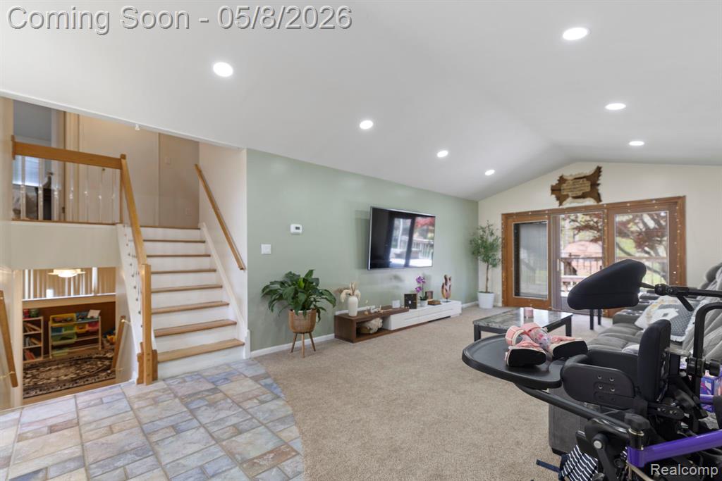 8130 Ravine Drive, Westland, MI — Photo 6