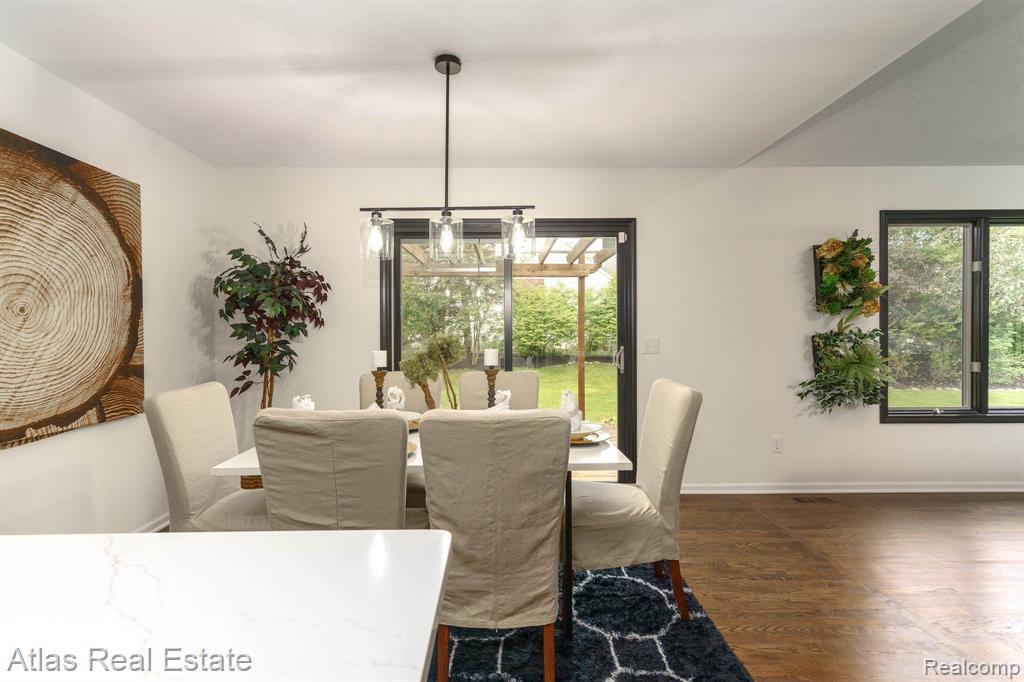 344 WOODLAND Drive, Saline, MI 48176 — Photo 21