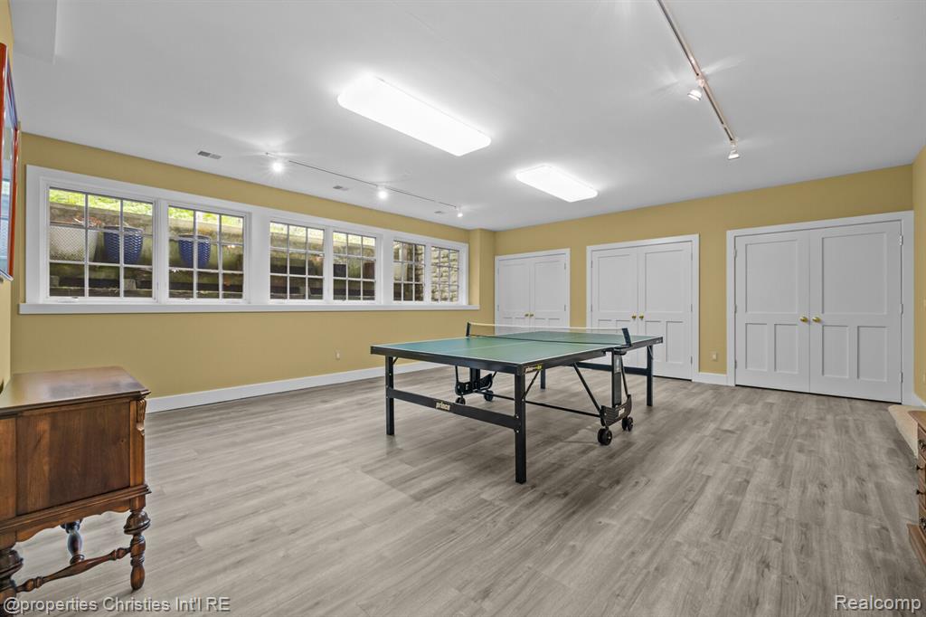 1041 Greentree Road, Bloomfield Hills, MI 48304 — Photo 51