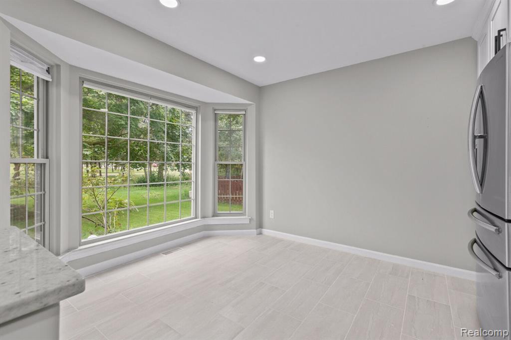 6536 Weathersfield Way, Canton, MI 48187 — Photo 13