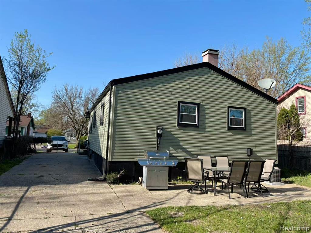 1567 Leroy Street, Ferndale, MI 48220