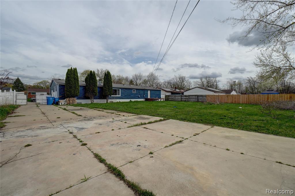 5112 Princess Street, Dearborn Heights, MI 48125 — Photo 26