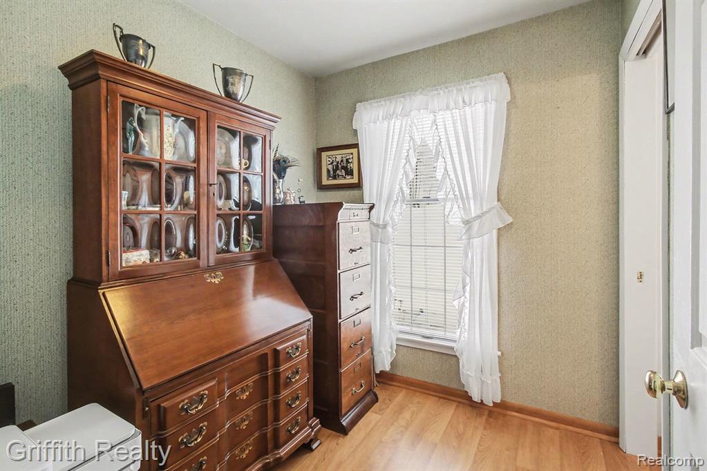4742 Crandall Road, Howell, MI 48855 — Photo 15