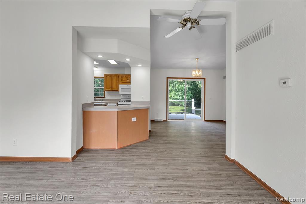 72021 Romeo Plank Road, Armada, MI — Photo 34