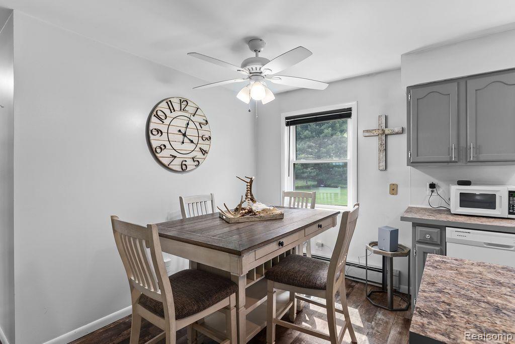 19354 BUECHE Road, New Lothrop, MI 48460 — Photo 17