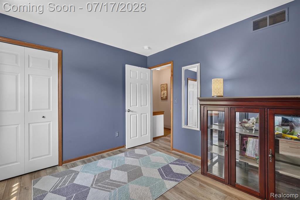 60309 Lamplighter Drive, New Hudson, MI 48165 — Photo 25
