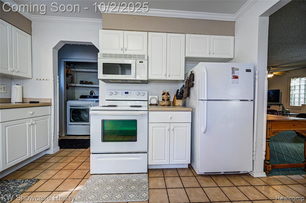 5596 Eldridge Drive, Waterford, MI 48327 — Photo 20