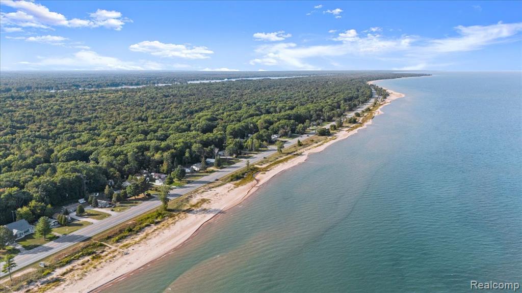 6885 N US Highway 23 E, Oscoda, MI 48750 — Photo 6