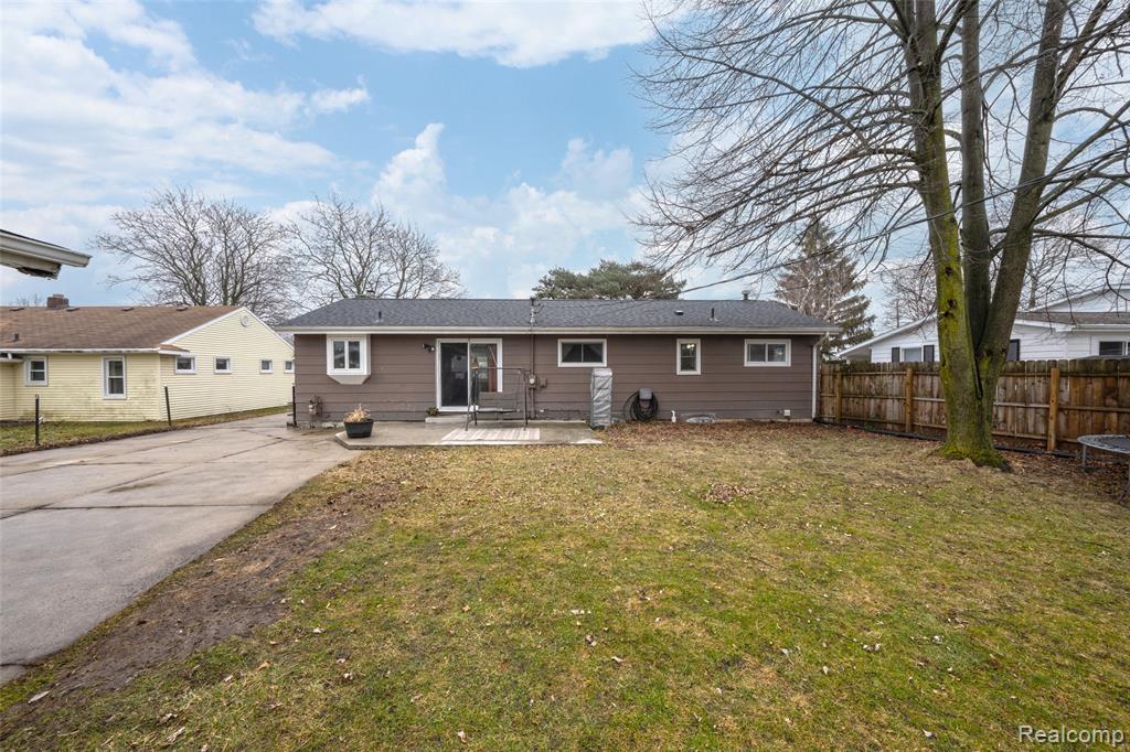 2138 Gratiot Boulevard, Marysville, MI 48040 — Photo 32