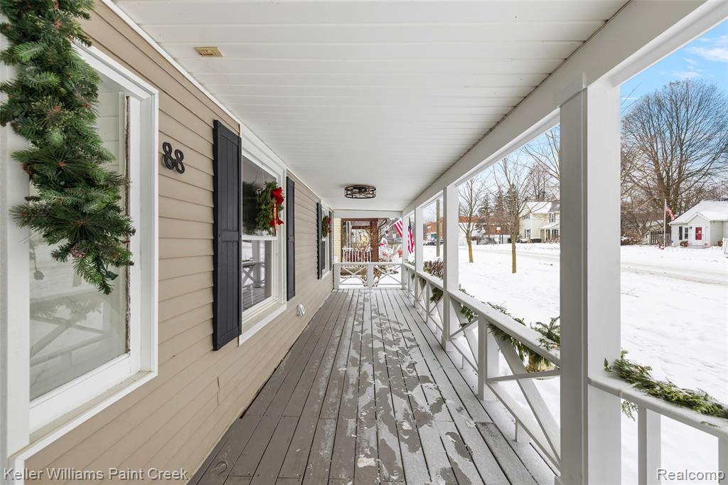 88 E Elmwood, Leonard, MI 48367 — Photo 5