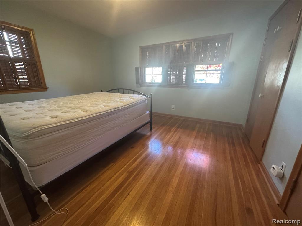 6 Danvers Lane, Dearborn, MI 48120 — Photo 15
