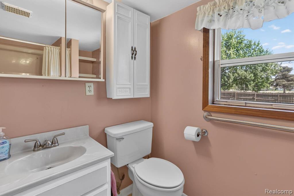 7974 W Gilford Road, Reese, MI 48757 — Photo 22