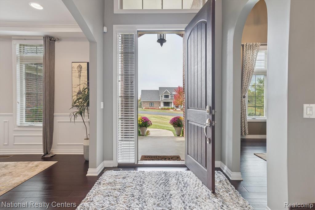 9888 Meadow View Court, Northville, MI 48167 — Photo 5
