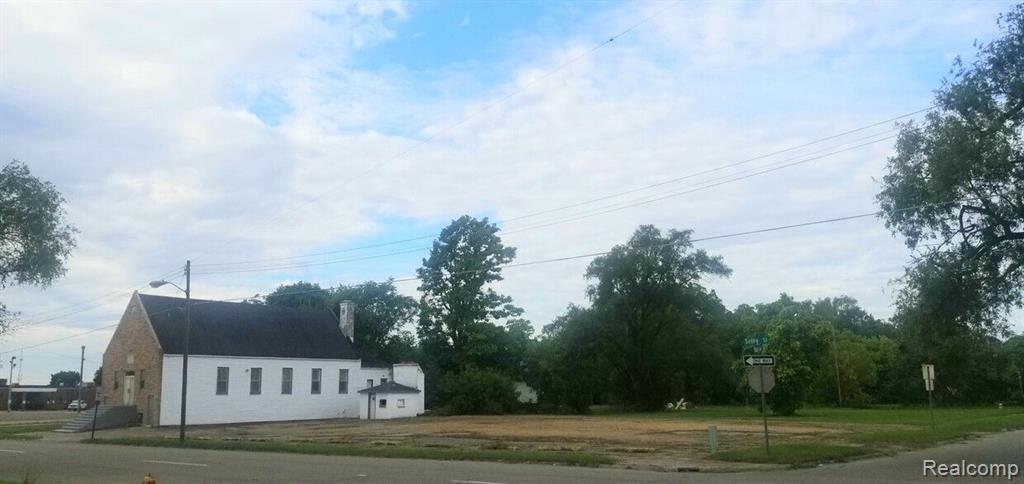 4401 SELBY Street, Flint, MI 48505 — Photo 2