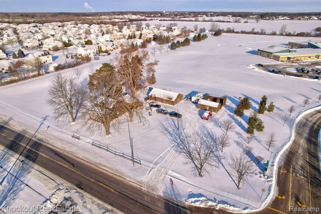 6180 Shattuck Road, Saginaw, MI 48603 — Photo 36