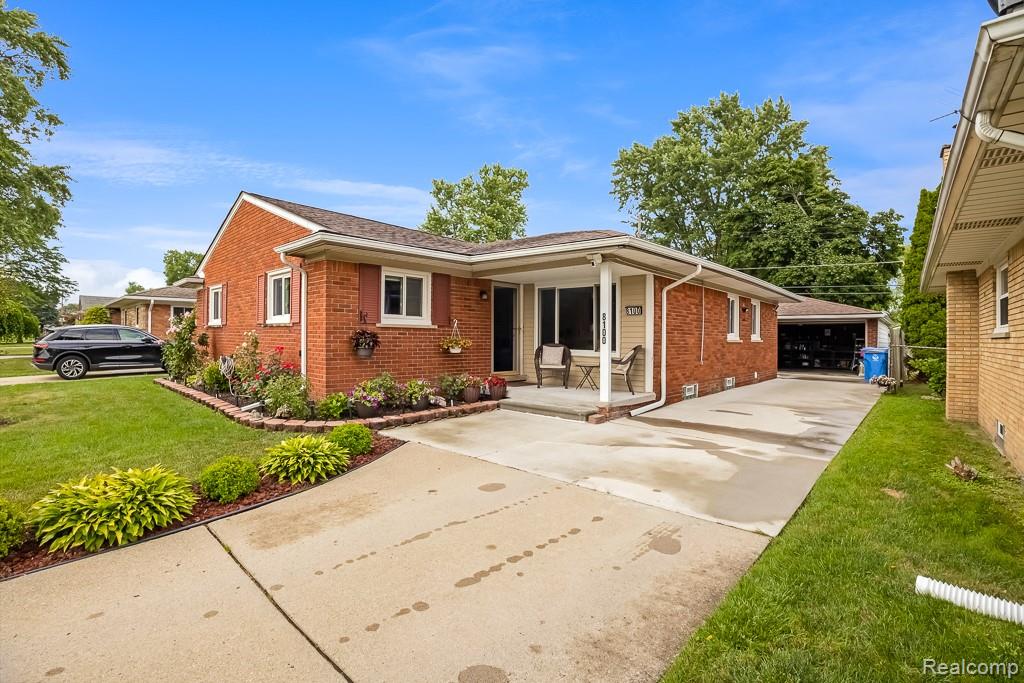 8100 Lochdale Street, Dearborn Heights, MI 48127 — Photo 2
