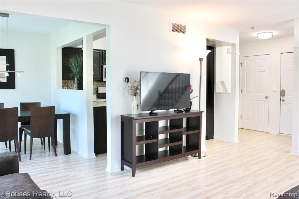 3079 Ailsa Craig Drive, Ann Arbor, MI 48108 — Photo 6